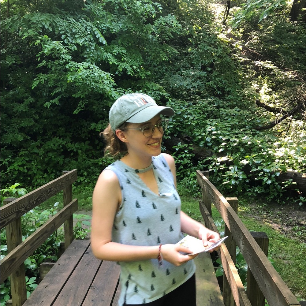 Meet your Posher, Nicole!